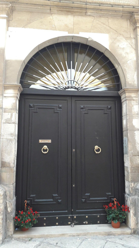 Exterior & Views 2, B&B Palazzo Laguardia, Brindisi