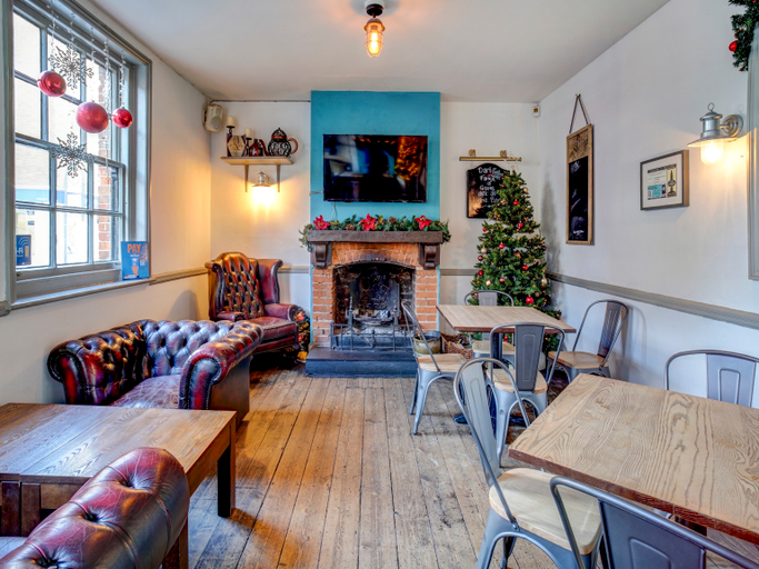 Public Area, George & Dragon Inn, West Sussex