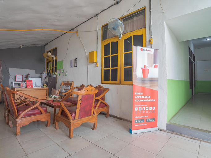 Lobby 4, Formerly Reddoorz Syariah Jalan Cilik Riwut Kapuas, Kapuas