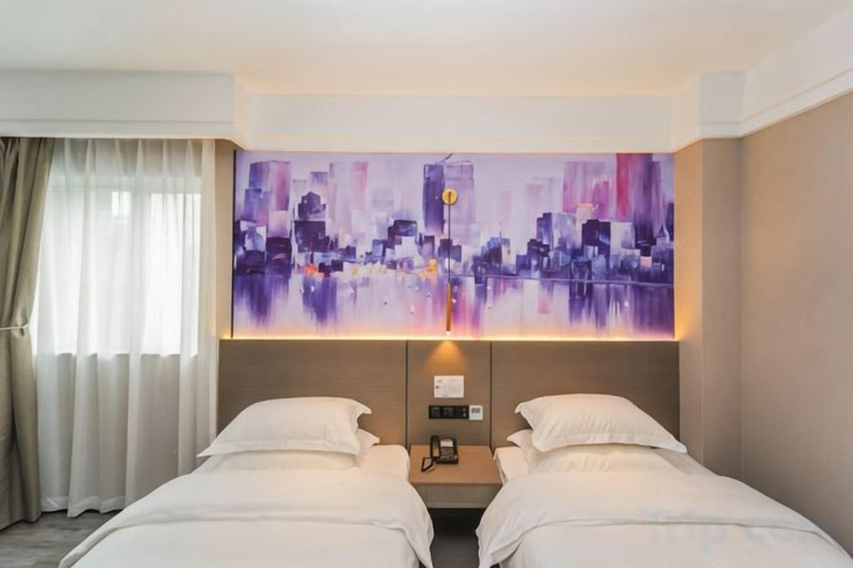 Bedroom 3, Rest Motel, Shanghai