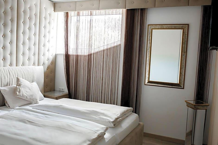 Bedroom 4, Bach Hotel Zur Porta, Minden-Lübbecke