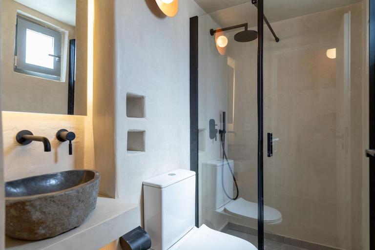 Bathroom 3, KYKLADONISIA, South Aegean