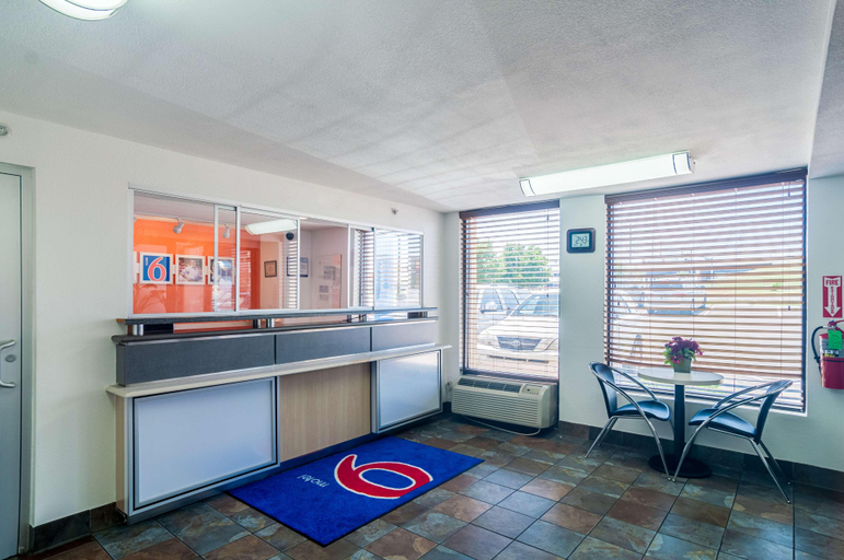 Public Area 3, Motel 6 Oklahoma City, OK - South, Oklahoma