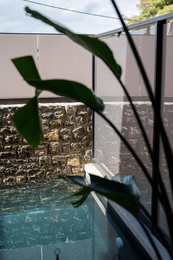 Sport & Beauty 5, Opal Executive Suites, Peloponnese