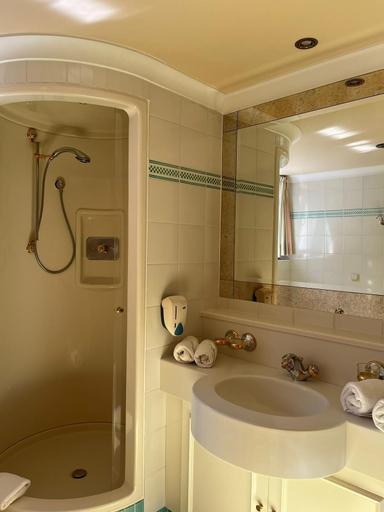 Bathroom 3, Voglauerhof, Hallein