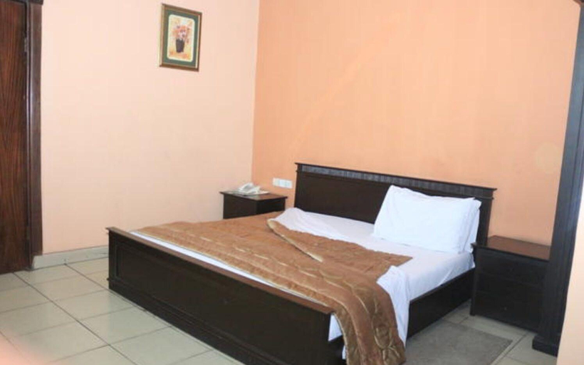 Bedroom 3, Golf Prince Hotel, Port Harcourt