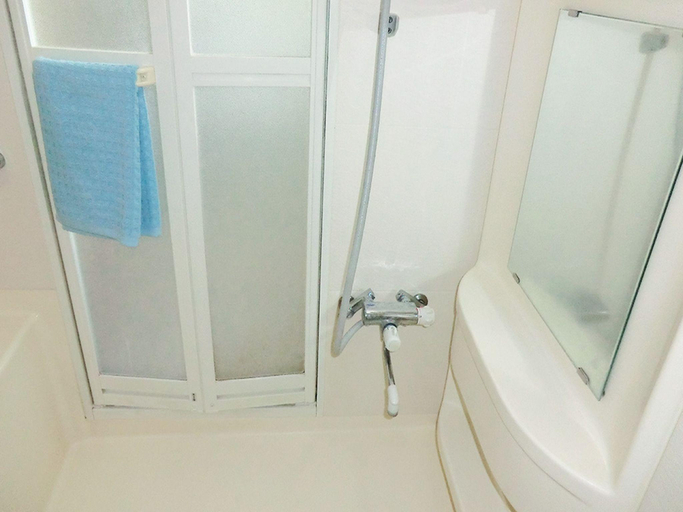 Bathroom 4, Little Japan, Taitō