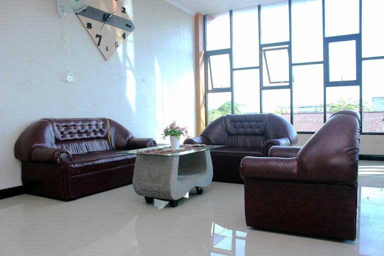 Lobby 5, 783 Grand Mentari Guest House, Bengkulu