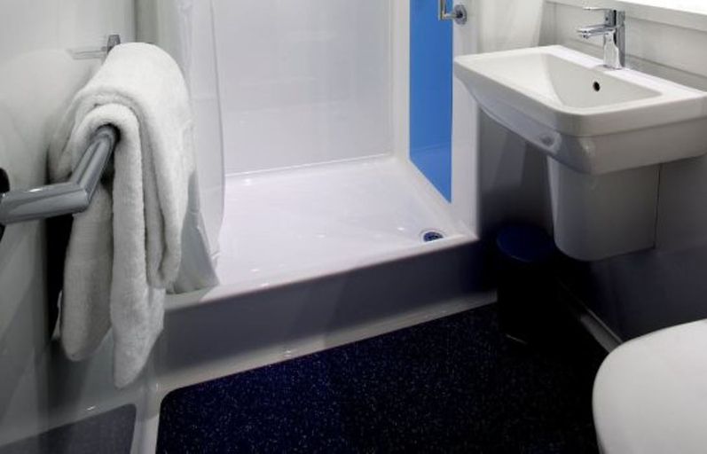 Bathroom 4, Travelodge Shrewsbury Battlefield, Shropshire