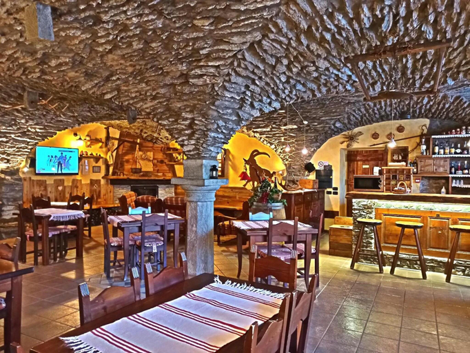 Restaurant 5, Jouvenceaux - Two Bedroom, Torino