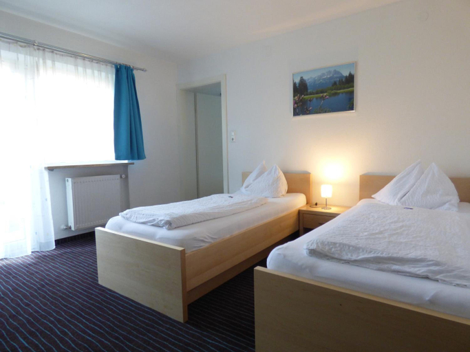 Bedroom 1, Panoramahotel, Kitzbühel