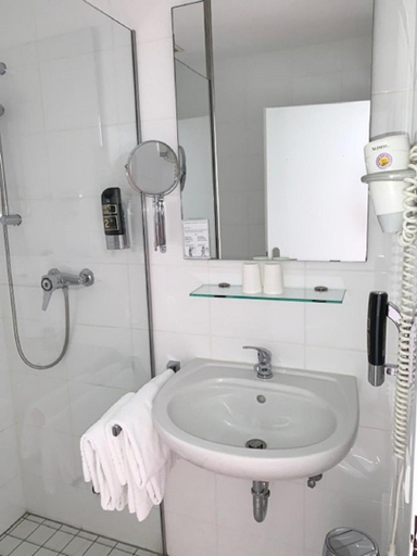 Bathroom 4, Hanse Hotel Soest, Soest