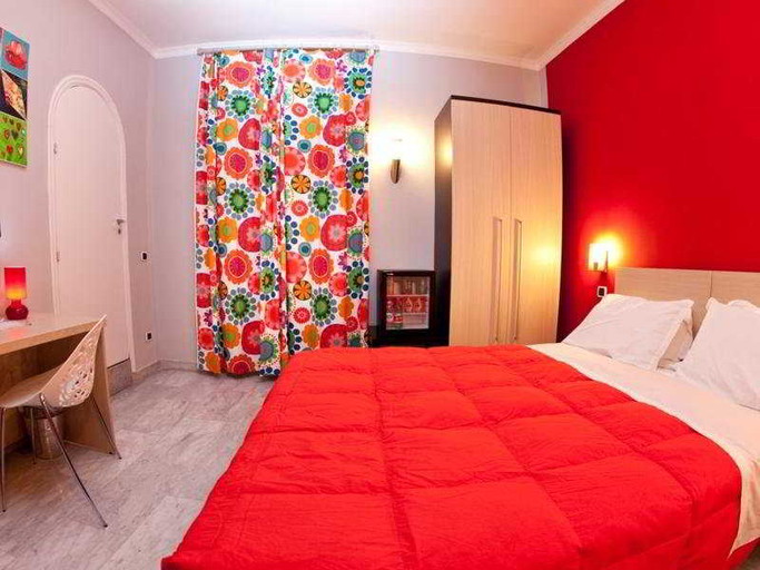 Bedroom 2, H Rooms Boutique Hotel, Napoli