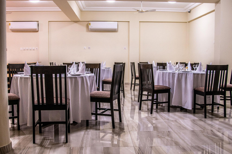 Food & Drinks 5, Narpo Hotels, Accra