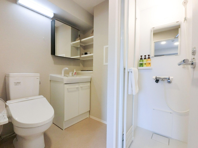 Bathroom 4, The Light Inn Tokyo Toneri, Kita