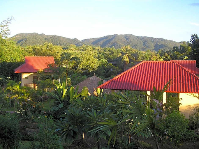 Exterior & Views 2, Mai Siam Resort, San Kamphaeng