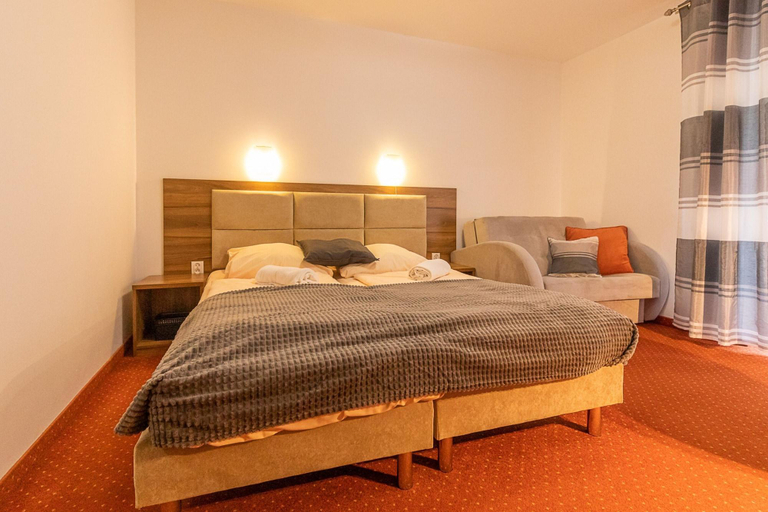 Room 3, Rentplanet Apartamenty Okrzei, Jelenia Góra