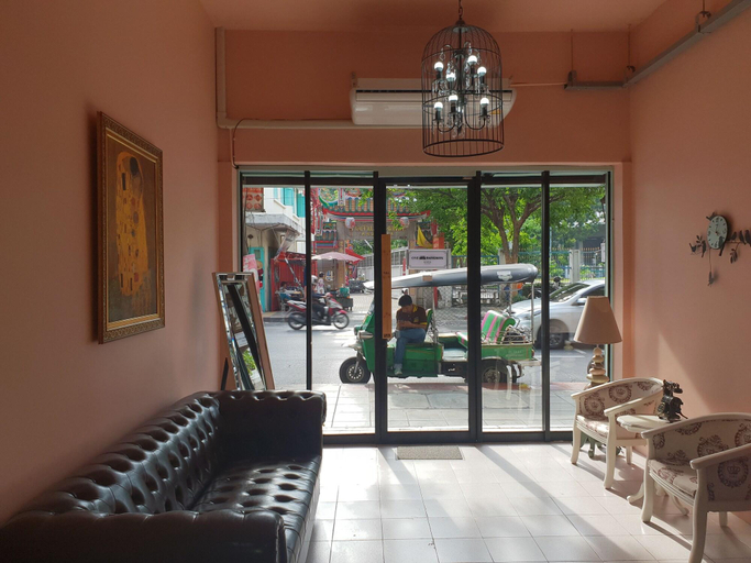 Public Area 3, One Bangkok Hostel @Love District, Khlong San