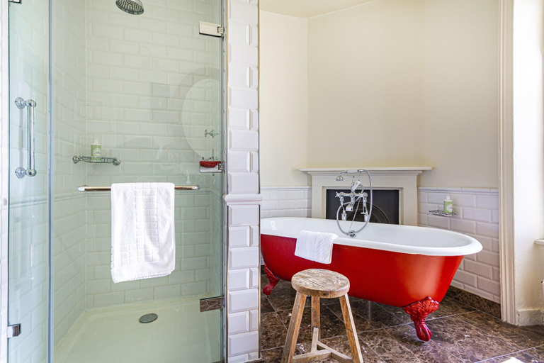 Bathroom 5, The Talbot Hotel, North Yorkshire