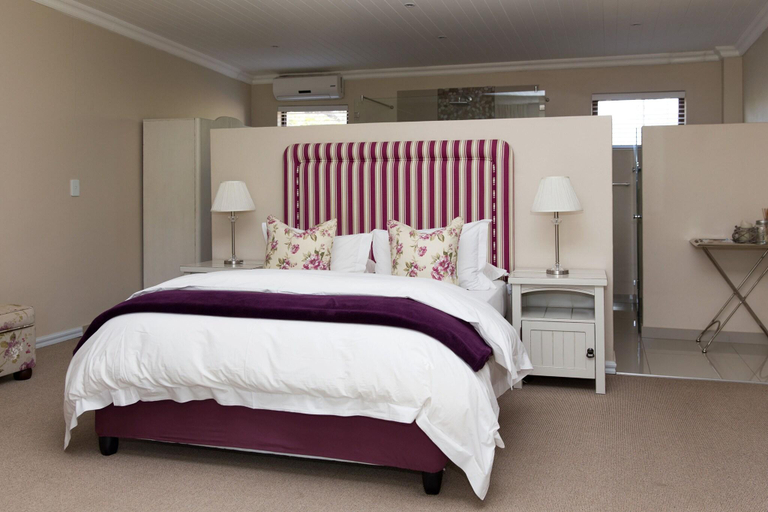 Room 2, Paarl Nuwerus Lodge, Cape Winelands