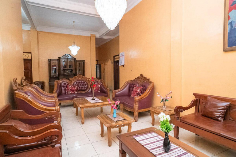 Lobby 2, Koolkost Syariah Jalan Cangkringan Kaliurang, Sleman
