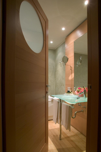 Bathroom 5, Hotel Della Torre 1850, Brescia