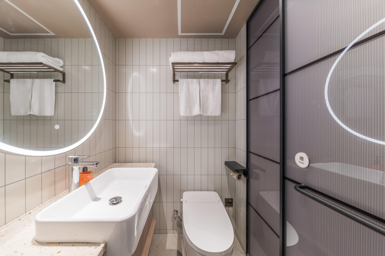 Bathroom 4, Orange Hotel (Guangzhou Tianhe Gangding), Guangzhou