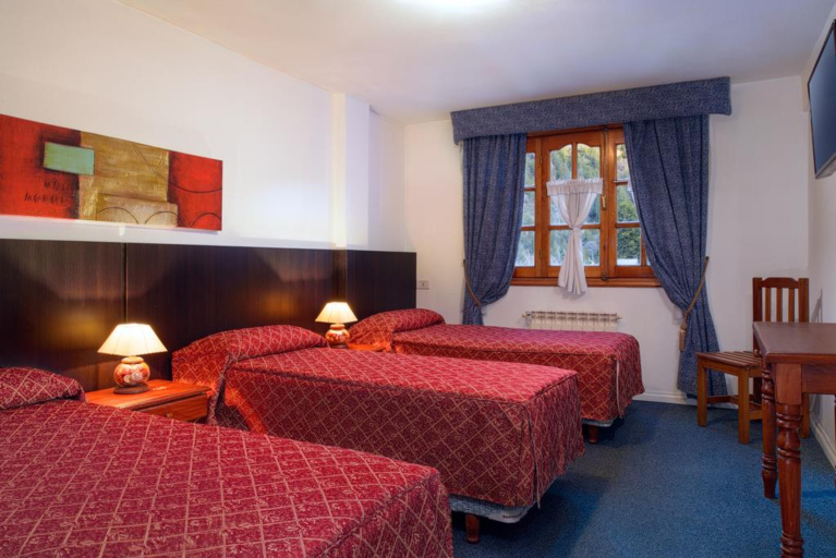 Bedroom 5, Intermonti, Lacar