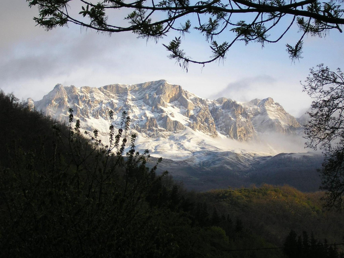 Others 4, Hotel Cosgaya, Cantabria