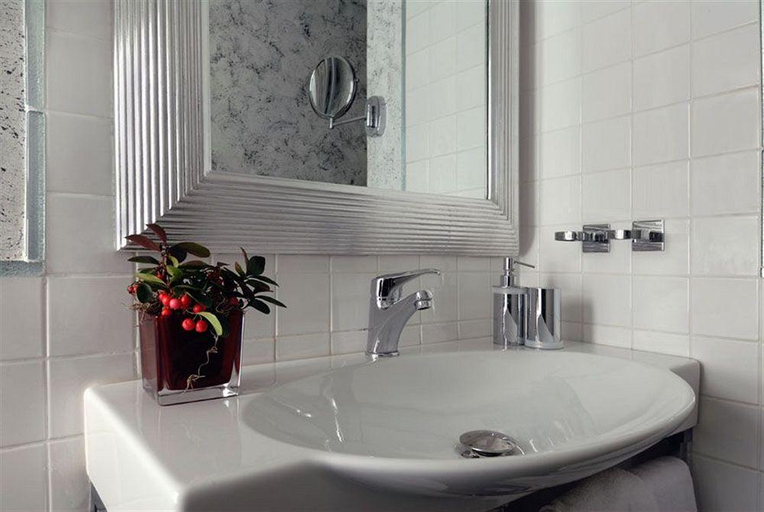 Bathroom 4, Relais La Maison Deluxe B&B, Rome
