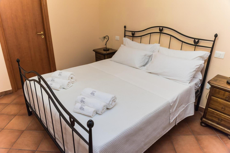 Room 5, Il Sentiero degli Ulivi, Catania