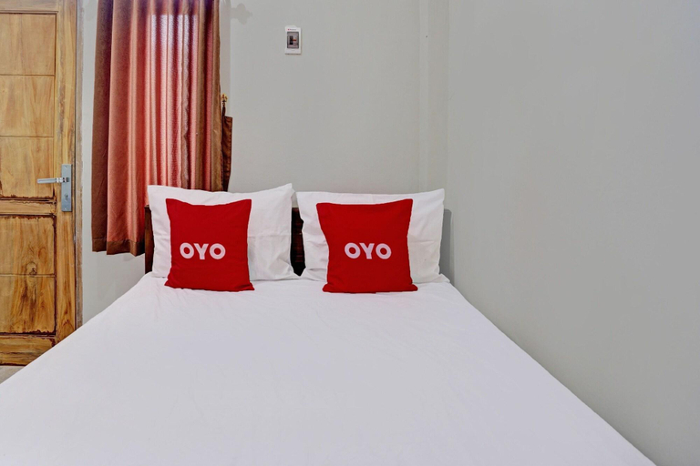 Room 4, Oyo 92541 Suny Kost Syariah, Sidoarjo
