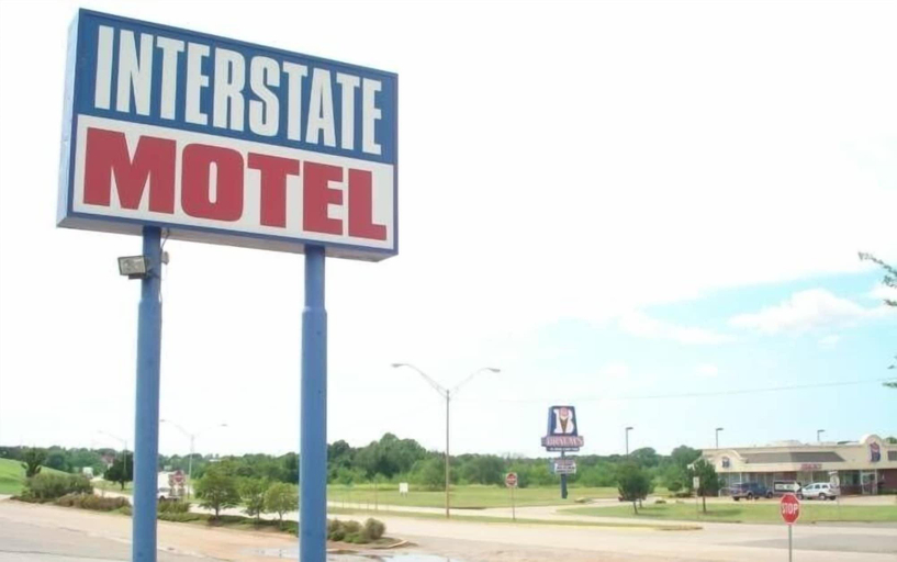 Exterior & Views 2, Interstate Motel Guthrie, Logan