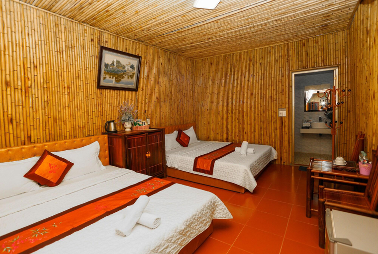 Bedroom 2, Quoc Khanh Bamboo Homestay, Hoa Lư