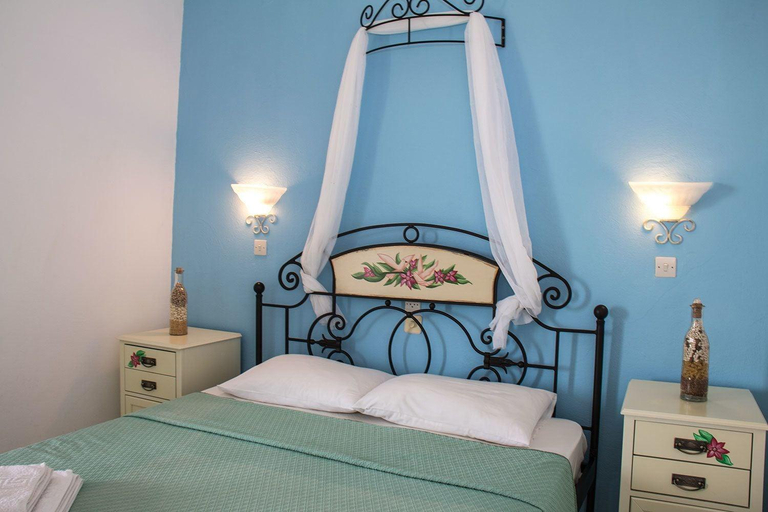 Bedroom 3, Dimitris Rooms, South Aegean