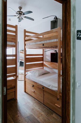 Room 5, Dream House Hostel, Faro
