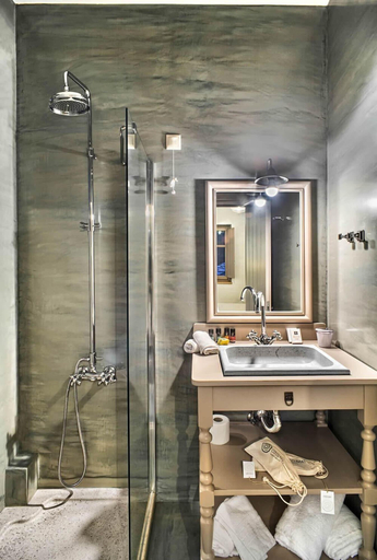 Bathroom 4, Haones Suites, Epirus