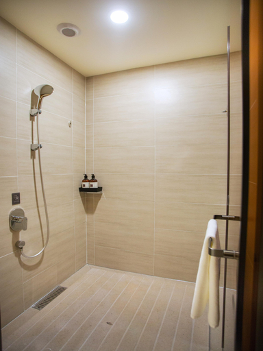 Bathroom 5, Ji Hotel Turpan Guotai Minsheng Plaza, Turfan