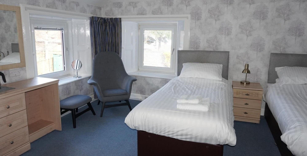 Room 2, Lindean Guest House, Dumfries and Galloway