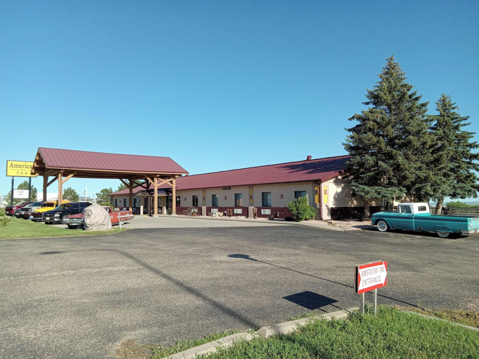 Exterior & Views 1, American Inn and RV Park, Jones