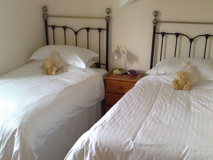 Room 3, Rayrigg Villa Guesthouse, Cumbria