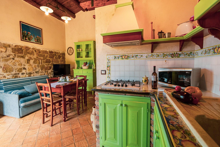 Room 2, C/DA POZZETTI Apartment, Palermo