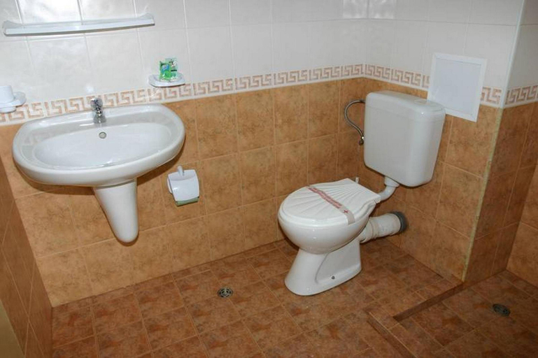 Bathroom 4, Harmony Beach, Nesebar