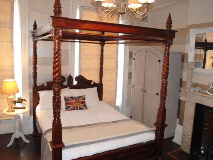 General view 2, Kings Boutique, London