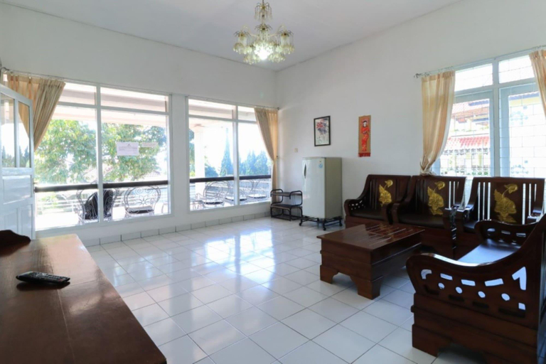 Public Area, Villa Bunga, Malang