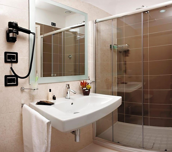 Bathroom, Gabri Park Hotel, Chieti