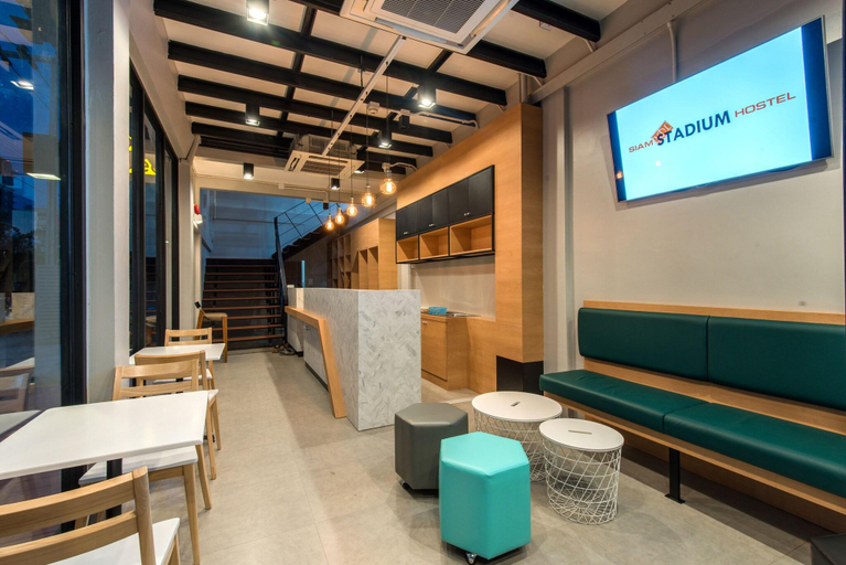 Public Area 5, Siam Stadium Hostel, Pathum Wan