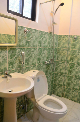 Bathroom 4, Desert Rose Hotel, El Nido