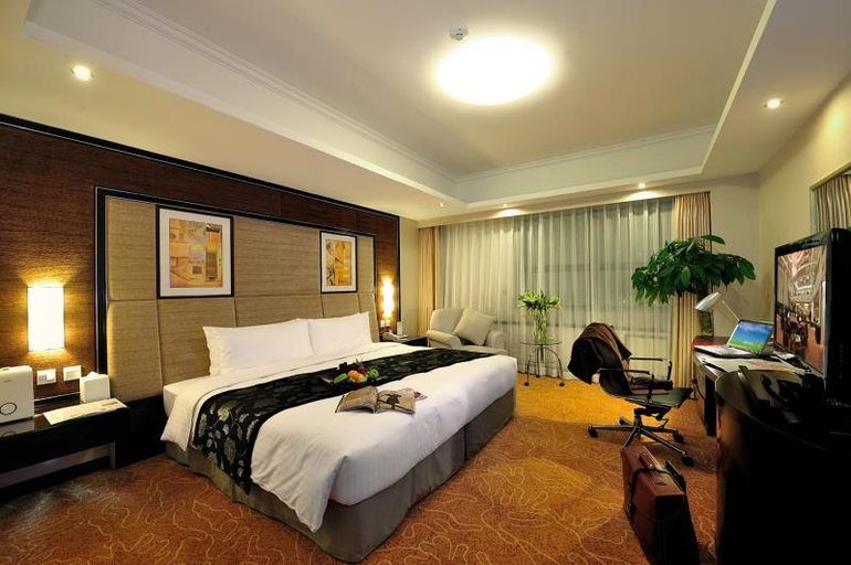 Bedroom 1, Changchun Jin-An Hotel, Changchun