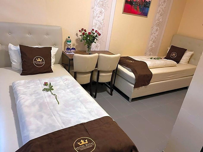 Bedroom 3, Royal, Lippe